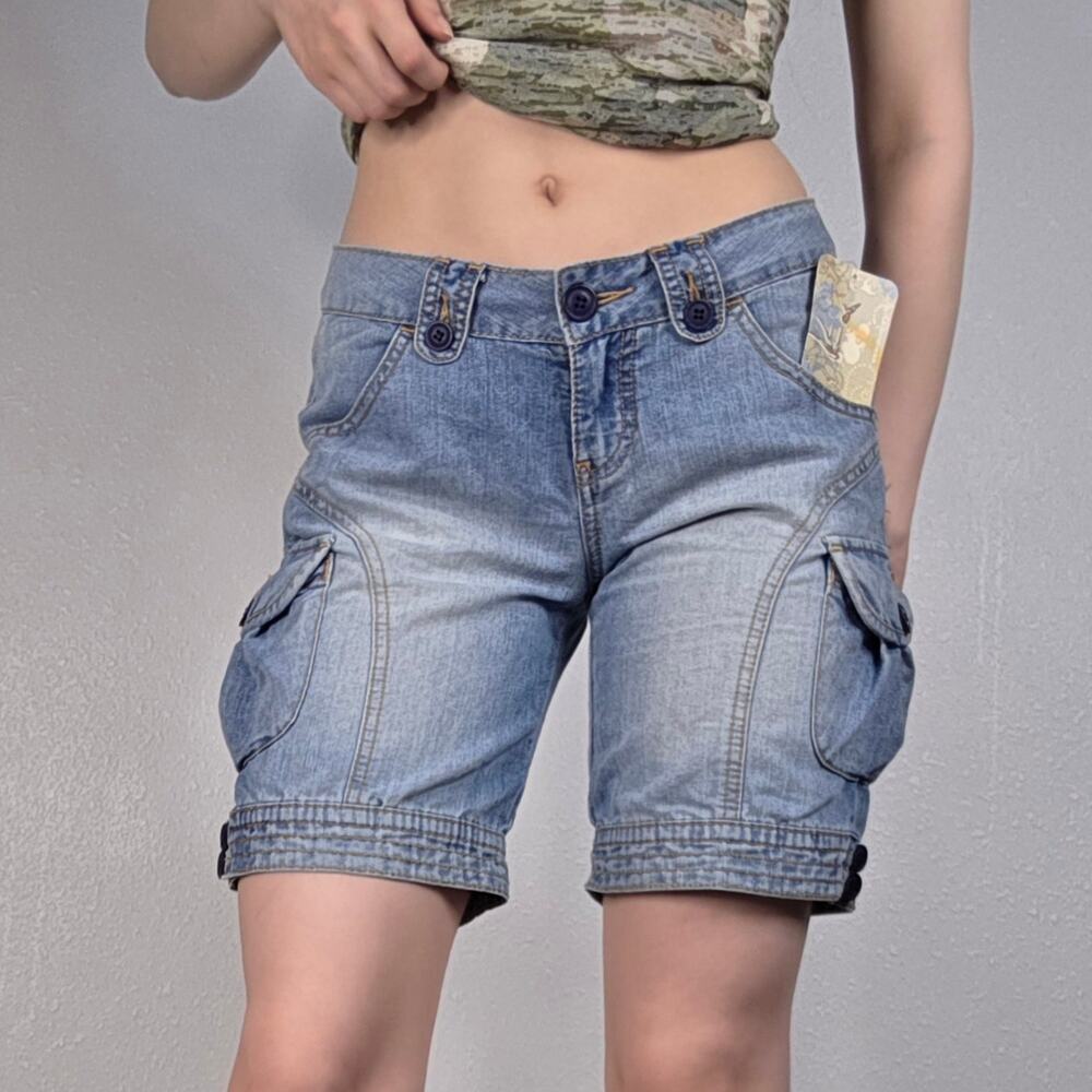 Y2K Low Rise Cargo Jorts Unionbay Light Wash Denim Bermuda Shorts Size 3